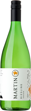 Der ideale Wein für eine erfrischende Weinschorle, die bei uns in Rheinhessen "Schobbe" genannt wird. Spritzig, rassig und feinfruchtig, genau so muss sich ein Riesling im Liter präsentieren.