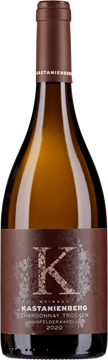 Intensive Handarbeit im Weinberg und ein Ausbau im Tonneau Fass, führen zu einer tollen Aromatik und Reife im Glas. So zeigt sich dieser Chardonnay von seiner ganz eleganten Seite. In der Nase präsentiert er eine schöne würzig- kräuterige Note mit gereiftem Apfel & Quitte. Viel Schmelz am Gaumen mit einem Hauch von Vanille im Abgang. Ein Wein mit ganz limitierter Auflage, deshalb am besten für besondere Tage aufbewahren.
