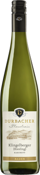 Ein feiner, filigraner und sehr eleganter Riesling von heller, strohgelber Farbe. In der Nase reifer Pfirsich und Anklänge
von Ananas verleihen ihm eine belebend saftige Frische. Am Gaumen feinbeerig, mit schöner Säurestruktur. Zu
Fleisch, Fisch oder Salatvariationen bereitet dieser Sommer- und Terrassenwein immer Freude.