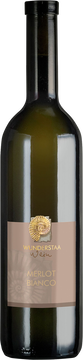 Die mit kurzer Maischestandzeit gekelterte Merlot-Traube zeigt in der Nase eine intensive Frucht aus Apfel und reifer Birne. Im Gaumen leicht mineralischer Ton mit Dörrapfel, reifer Birne, Grapefruit und einem Hauch von Ananas. Lang anhaltender aromatischer Abgang.