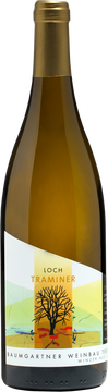 Lage
Tegerfelden «Loch»

Traubensorte
Roter Traminer (Savagnin rose)

Wein
Der Traminer ist die Stammsorte, aus welcher der Gewürztraminer durch natürliche Mutation entstand. Die Spielart des Roten Traminers mit seinen typischen kleinen, rosafarbigen Trauben ergibt einen sehr fruchtigen und kraftvollen, goldgelben Weisswein mit ausgeprägten Aromen nach Rosen und Litchi. Die kräftige Säure wirkt sehr frisch und belebend. Passt hervorragend zu gebeiztem Lachs mit Meerrettich und falschen Kapern.

Kelterung
Späte Lese, Maischestandzeit zur Extraktion der Aromen. Sanfte Pressung und traditoneller Ausbau im Chromstahltank. Verlängerte Hefelagerung mit Batonnage.