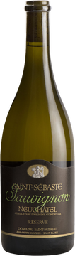 Weinbeschreibung : Sauvignon Réserve
Hellgelbe Robe. Dieser Sauvignon Blanc hat ein sehr exotisches Bouquet mit Aromen von Passionsfrucht und Mango. Im Gaumen hat er einen rassigen Charakter mit intensivem aromatischem Ausdruck und einer schönen Struktur.

Ausbau	
Der Sauvignon wird vollständig entbeert und verbleibt mehrere Stunden in der Maische, um eine größere aromatische Komplexität zu erzielen. Er wird während einem Jahr in burgundischen Eichenfässern ausgebaut, was ihn abrundet und ihm Fülle schenkt.

Passt zu
Dieser Wein wird als Aperitif genossen und passt gut zu Meeresfrüchten.