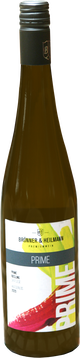 Bei diesem Riesling erwarten Sie frische Grapefruit- und Papayanoten sowie leichte Blütenaromen. Sie verleihen diesem Riesling seinen eleganten und zugleich fruchtigen, vollmundigen Charakter. Flintige Aromen zeigen die Hitze
des Weinbergs. Alte Reben handgelesen. Ideal zu Fisch und Fleisch.