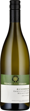 Die charakteristische Würze dieser 
Sorte offenbart sich auf Anhieb, ist im jungen Wein jedoch stets nur eine Andeutung und wird zunehmend intensiver aromatisch – nach Rosen und Litschi. Der Körper ist satt und fein, schmelzend, ohne Süsse. Wir achten auf ein gutes Säure-Gerüst um seine 			Eleganz zu wahren.