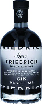 HERR FRIEDRICH BLACK EDITION
Destilliert aus purem Brot der Bäckerei Therese Mölk. Angelehnt an ein altes Tiroler Rezept für Gin. Angesetzt mit Wacholder, Kräutern und Wurzeln. Mit natürlicher, lebensmittelechter Pflanzenkohle angereichert. Durch einmaliges Schütteln verwandelt sich der klare Gin in ein sattes Schwarz.
