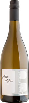 Ein körperreicher, intensiver und fruchtiger Wein. Im Bukett vielschichtig und facettenreich. Am Gaumen mit vollem Körper und Harmonie.