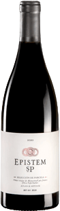 Die Rebsorte Monastrell (Pie Franco/ungepfropfte Rebstöcke) aus alten Weinbergslagen gibt diesem Wein seinen Ursprung. Ein tiefgründiger und ausdrucksstarker Wein, der trotz der vollen Struktur seine herrliche Frische zeigt.
Terroir:
Atlan & Artisan hat den einzigartigen, beinahe vergessenen Weinberg von 87 ha, mit unveredelten Rebstöcken – zwischen 40 und 60 Jahren alt, auf 850 Metern liegende Parzellen, extrem steiniger und kalkhaltiger Boden mit geringem Humusanteil, wiederbelebt. Guillot-Erziehung,  sehr heiße Tage, extrem kühle Nächte, wenig Regen zwischen April und September, gänzlich naturnahe Behandlung der Rebstöcke.
Vinifikation:
Unter strengsten Qualitätsanforderungen wird der Epistem SP in den herausragenden Lagen des Weinbergs Espernalas angebaut. Nach der Ernte in kleinen  Boxen erfolgt die manuelle Auswahl der Trauben für den  Epistem SP . Ein Teil der Trauben wird im Stahltank vergoren, der andere Teil wird in offenen Bariquefässern vergoren. Nach der malolaktischen Gärung wird der Wein unfilt