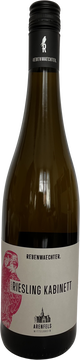 Ein klassischer Riesling wie er vom Rhein weltweit geschätzt wird: filigran, mit der natürlichen Säure und Süße, welche sehr gut ausbalanciert ist.