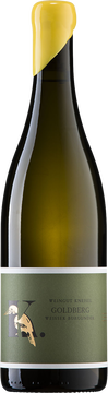Unser trockener Goldberg Weisser Burgunder besticht durch seine goldgelbe Farbe und sein 
vielschichtiges Aromenspektrum. In der Nase duftet er nach nassem Eichenholz, Steinobst und
 Honig und besitzt auch eine feine Würze und einen wunderbaren Schmelz. Im Geschmack zeigt er
eine animierende knackige Säure und Spritzigkeit mit vordergründigen Zitrusnoten und grünem 
Apfel. Der Goldberg Weisse Burgunder ist ein herausragender Wein, der das Potenzial hat, auch
 anspruchsvolle Weinkenner zu begeistern. Wir empfehlen ihn zu leichten Gerichten, wie Salaten, 
Fischgerichten und Geflügel. Besonders gut harmoniert er auch mit Spargelgerichten.