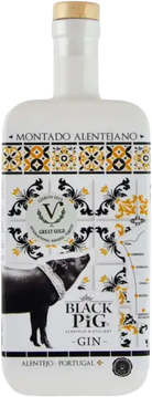 Gin do Montado Alentejano interpretiert die ländliche Identität des Alentejo und eines unvergleichlichen Ökosystems, des Montado. Im Landesinneren, zwischen Kork- und Steineichen, wird im Einklang mit der Natur und den Traditionen des Alentejo ein trockener Gin hergestellt, in dem die Essenzen des Landes vorherrschen.

Auf den Feldern lebt der "Meister des Montado", die Pata Negra, eine Quelle der Inspiration, die entscheidend zur Erhaltung des mediterranen Ökosystems beiträgt.

Für die Herstellung werden ausschließlich biologische Pflanzen verwendet, von Kork über Eicheln bis hin zu Johannisbrot, die geerntet und destilliert und später wieder in das Ökosystem integriert werden, um das Gleichgewicht der Natur zu erhalten.

Diese perfekte Symbiose zwischen der Natur, der Alchemie der Aromen und dem Herstellungsprozess schafft einen ökologischen Kreislauf von der Ernte bis zur Flasche.

Der Genuss dieses Gins, ein einzigartiges Erlebnis, ist eine Erinnerung an den Alentejo, das Erbe der Zeit.

Dieser Gin hat di