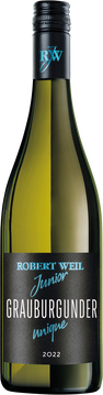Wir setzen bei unserem Grauburgunder zwar auf perfekte Ausreifung der Trauben, wollen aber nicht zu viel Stoff und Alkohol. Durch eine entsprechende Vinifikation mit dezentem Holzeinsatz erhalten wir einen substanziellen, aber auch trinkfreudigen und eleganten Grauburgunder: ein Wein für jeden, der Struktur und „Druck“ liebt!