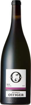 Flaschenfoto Merlot Rosenau 2022