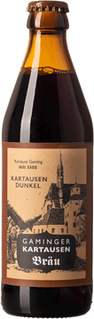 Kastanienfarben und feine Karamellnoten, sowie duftend nach Schokolade, überzeugt das Kartausen Dunkel am Gaumen mit leichter Süße und trockenem Abgang.