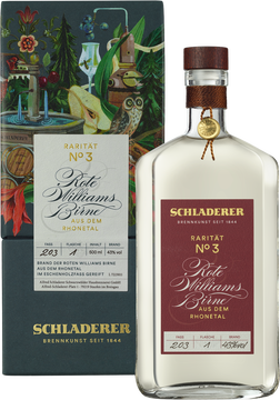 Die süße, saftige Rote Williams Birne findet im französischen Rhonetal besonders gute Reifebedingungen. Als Klassiker des Brennobstes liefern Schale und Fruchtfleisch intensive, frische Birnenaromen, die wir durch das Entfernen von Stiel und Kern vor Gärung und Destillation im Brand besonders hervorheben. Die traditionelle Reifung des Destillats im Eschenholzfass verspricht die volle Entfaltung der markant-fruchtigen Birnenaromen.

Die SCHLADERER Raritäten werden in einer exklusiven Geschenkpackung angeboten. Dabei wird jede Flasche in Handarbeit abgefüllt und ausgestattet. Welches Fass zur Füllung verwendet wurde ist anhand der Fassnummer auf der Flasche erkennbar. Da es, je nach Beschaffenheit des Holzfasses, vorkommen kann, dass ein Fass mehrmals mit dem gleichen Destillat belegt wird, erhält jede Flasche auch eine Flaschennummer, um damit die Anzahl der Füllung aus diesem Fass nachzuvollziehen.