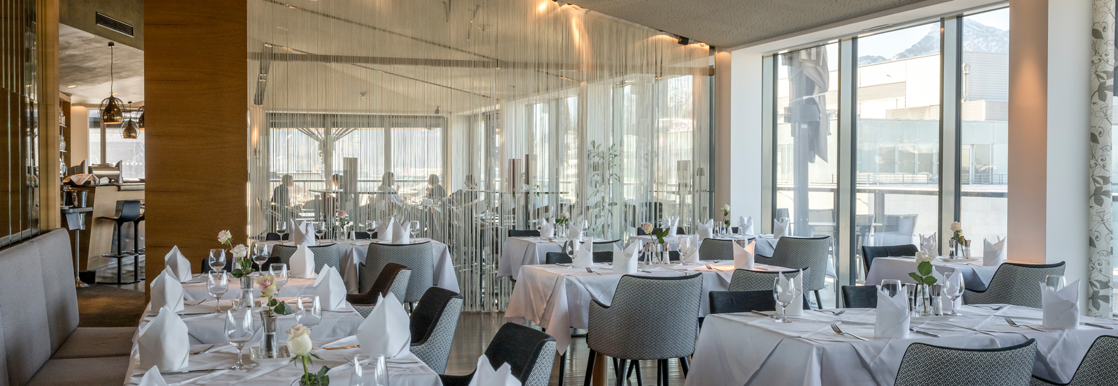Das Foto darf ausschließlich für PR- und Marketingmaßnahmen der IMLAUER Hotel & Restaurant GmbH - Rainerstraße 6 - A-5020 Salzburg, räumlich und zeitlich unbegrenzt verwendet werden. Das Copyright verbleibt beim Bildautor Günter Standl (www.guenterstandl.de). Jegliche Nutzung Dritter ist mit dem Bildautor gesondert zu vereinbaren. Der Bildautor stellt das gelieferte Bildmaterial nicht von Rechten Dritter frei. Etwaige Ansprüche Dritter fallen in den Verantwortungsbereich des Bildnutzers.
