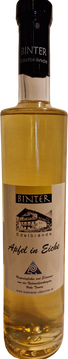 Apfel in Eiche