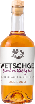 Dieser exklusiver Zwetschgenbrand wird für ein halbes Jahr in einem gebrauchten Whiskyfass der Destillerie Laphroaig ausgebaut. Durch die lange Lagerung kombinieren sich die intensiv kräftigen Fruchtnoten der Zwetschge mit den kräftigen Rauch und Torfaromen des Holzfasses. Wir haben uns bewusst für ein Laphroaigfass entschieden, da wir diese kräftigen Aromen mit fruchtig-zarten Obstbränden kombinieren wollten. So entstand einer unsrer exklusivsten Brände welcher Whiskytrinker, sowie Obstbrandfans begeistert.