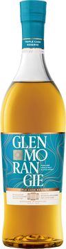 Glenmorangie Highland Single Malt Scotch Whisky präsentiert einen neuen würzigen Whisky, der eine weitere, köstliche Dimension in sein permanentes Kernsortiment bringt: Inspiriert von der Schönheit der Highlands, vereinen die Whiskymacher der Destillerie harmonisch drei besondere Fassreifungen im Glenmorangie Triple Cask Reserve: Ex-Bourbonfässer aus amerikanischer Weißeiche, neue gekohlte Eichenfässer sowie Rye-Whiskeyfässer, selten in Schottland genutzt. Eine komplexe Abfüllung mit reichen Noten von Birnen, kandierten Orangen, Geißblatt und Gewürznelken.