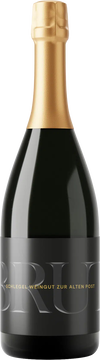 Der Schlegel Brut aus der Bündner Herrschaft ist ein prickelnder Schaumwein voller Eleganz, Frische und Klasse. Er wird nach dem traditionellen Flaschengärverfahren gefertigt. Ein Fest der Aromen.