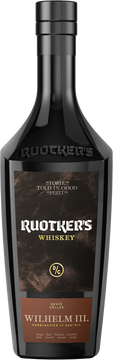 Ruotkers Wilhelm III.

  
Wilhelm vereint Schottland und Österreich.

Feinste schottische Gerste, über Torffeuer stark geräuchert, bei uns in Riegersburg verarbeitet, destilliert und gereift.

Das Ergebnis ist ein kräftiger Single Malt Whiskey mit intensiven Raucharomen.

Harmonisch gereift in Fässern aus amerikanischer Weißeiche.

Ausdrucksstark und vielschichtig, mit Ecken und Kanten.

Weitere Infos zu den Whiskeys von David Gölles finden Sie unter davidgoelles.at.