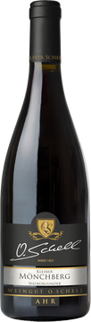 Eleganter, mineralischer Pinot Noir aus unseren Weinbergen im Mayschosser Mönchberg mit verführerischem Duft nach dunklen Beeren, Kirschen und feinen Röstaromen.
Feingliedrig und frisch, mit geschliffener Frucht, reifem Tannin und eleganter Würze.