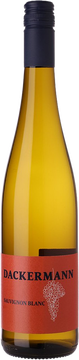 Unser Sauvignon Blanc, zeigt schöne Aromen von Grapefruit, Zitrusfrüchten, Stachelbeeren und eine Spur Holunderblüte. Diese verleihen unserem Sauvignon Blanc eine besonders filigrane Eleganz. Am Gaumen präsentiert sich der Wein ansprechend und spritzig. Ein saftig-frisches Finale rundet das Mundgefühl ab. Dieser Sauvignon Blanc ist ideal geeignet für leichte Sommergerichte, Meeresfrüchte und Salate