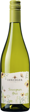 Helles Gelb mit erfrischenden Grünreflexen. Im Bukett zeigt sich der Wein mit einem breiten, nuancenreichen Bild von intensiven Aromen. Im Auftakt süßliche Hefe-aromen, Zitrone und Limone sind
jugendlich ausgeprägt. Frische Paprika und feine Minzenoten runden das finessenreiche Bild ab.
Am Gaumen unterstreichen feine Gerbstoffe und die pikante Säure das Aromenbild. Im Abgang wirkt der Wein über die Hefe appetitanregend und anhaltend stabil.
Idealer Begleiter zu hellem Fleisch, Geflügel und gedünstetem Fisch.