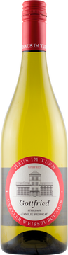 Unser Gottfried ist aus den älteren Lagen der 
Steillage gewonnen. Klar und feinsaftig mit Aromen von Birne, Zitrone und etwas Vanille. Frisch 
belebend, tief und komplex.