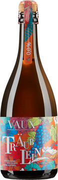 Das Träublein ist ein schäumendes Biogetränk zwischen den Welten. Perlend, jedoch kein Schaumwein. Rosé-Feeling ohne Alkohol. Produziert mit Traubensaft, Johannisbeersaft und Gerstenmalz (glutenfrei). In der Nase zeigt das Träublein malzige und fruchtige Noten. Aromen von Cassis und Trauben. Ein erfrischend prickelndes Erlebnis, das von der Rheingauer Sektkellerei Schloss Vaux gemeinsam mit einer Brauerei hergestellt wird.