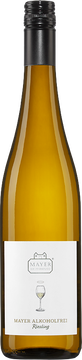 Kein fauler Kompromiss. Es ist der bisher beste Wein fast ohne Alkohol (<0.5%) den wir durch ausgiebige Verkostungen finden konnten. Dem Wiener Weingut Mayer am Pfarrplatz gelingt mit diesem Riesling ein Wurf. Dank eines hochmodernen Verfahrens zur Entfernung des Alkohols bleibt die typische Rieslingaromatik, die wir so lieben, erhalten. Am Gaumen setzt sich diese Typizität mit einer lebendigen Frische fort.
