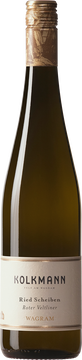 Helles Gelbgrün im Glas. In der Nase zarte Wiesenkräuter, frische dezente Birne. Am Gaumen findet sich die fein eingebundene Säure mit einer ausgewogenen Komplexität wieder.