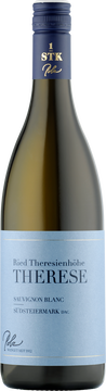 Klares, strahlendes Grüngelb
Vom Terroir geprägt. Nasse Steine. Frisch. Etwas schotig. Zitronenverbene und Zitronenmelisse. Ein herrlicher Duft von geschälten Zitronen. Unfassbare komplexe Aromatik. Am Gaumen straff. Geradlinig mit einer hervorragenden und perfekt integrierten Säure, die sich lebendig über den Gaumen zieht. Würzig. Delikat und saftig. Trinkig ohne Ende. Ein fantastischer Riedenwein mit viel Zug.
Speisenempfehlung: Fischtatar, gebackener Spargel mit Sauce Tartare, Zucchini-Cremesuppe, Pasta mit Seafood