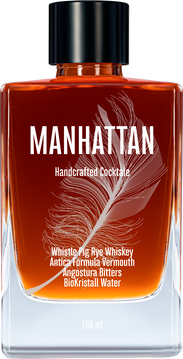 New York, New York…

Der Perfect Manhattan verkörpert das lebendige Großstadtleben wie kein Anderer. Rau, mit einem gewissen Kick: amerikanischer Whistle Pig Roggenwhiskey, fusioniert mit italienischem Antica Formula Wermut, umgeben von den Blitzlichtern der ve­ne­zo­la­nischen Angostura Bitters. Gerührt wird er mit diamantförmigen Eiswürfeln des deutschen BioKristall Wassers. 

Genießen Sie den Geschmack des Big Apple.