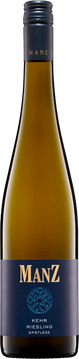 Eine Top Spätlese, die keinen Vergleich scheut, reife Aprikot- und Passionsfrucht mit einem Hauch von Zitronenschale, Eleganz gepaart mit reifer Säure und mineralischem Finish