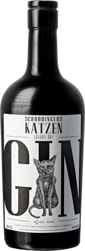 Der preisgekrönte Schrödingers Katzen Gin ist ein hochwertiger London Dry Gin, handgearbeitet,potdistilled, alle Zutaten sind aus biologischem Anbau . Neben der klassischen Wacholder Note hat er eine feine Note aus Zitronenthymian, Rose, Lavendel, Holunderblüte und als Besonderheit die Katzenminze, eine Pflanze, die nicht nur Katzen euphorisch macht. 
Die Story des Gins nimmt Bezug zum öserreichischen Nobelpreisträger Erwin Schrödinger, dem Begründer der Quantenphysik und seinem berühmten Gedankenexperiment, der Schrödingers Katze: Lebt die Katze oder nicht?  Im "Katzen Gin"  lebt sie, sobald man den Gin öffnet.
Seine Forschung hat die neuen Quantencomputer ermöglicht, die zum Teil für die künstliche Intelligenz Vorrausetzung sind.