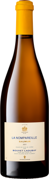 Die Nompareille ist der Name eines außergewöhnlichen Festes, das im Juni 1241 von König St. Louis in Saumur veranstaltet wurde. Diese Kollektion, die 1998 von Patrice Monmousseau geschaffen wurde, erinnert durch limitierte Mengen und in Eichenfässern gereifte Cuvées an dieses historische Ereignis.