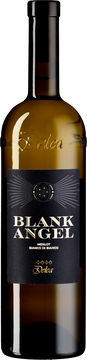 Ein origineller Merlot-Wein aus der italienischsprachigen Schweiz, der ausschließlich aus weißen Trauben hergestellt wird. Ein feiner, vielseitiger und einzigartiger Weißwein.