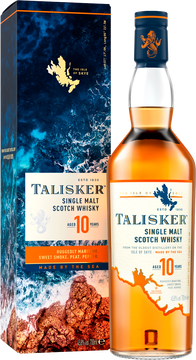 Der Talisker 10 Year Old ist ein kraftvoller Single Malt Scotch Whisky aus der ältesten Brennerei der Isle of Skye, die seit 1830 direkt am Meer destilliert.
Er zeichnet sich durch maritimen Charakter, salzige Meeresnoten, intensiven Torfrauch, würzige Komplexität und einen typischen pfeffrigen Abgang aus und reift mindestens 10 Jahre in amerikanischen Eichenfässern.
Als vielfach ausgezeichneter Klassiker wird er am besten pur genossen und gilt als idealer Whisky für Liebhaber rauchiger Küstenmalts.