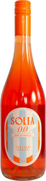 Inspiriert von den Sonnenuntergängen auf Venedigs berühmten Sonnenterrassen: SOLIA 0.0 Italian Spritz bringt ikonischen Aperitivo-Charakter als fertigen Spritz ins Glas. Bitterorange trifft auf mediterrane Kräuter, bittersüß balanciert und elegant im Finish - bereits perfekt mit Tonic gemischt. Mit echtem 0,0% Alkohol ist er ideal für unkomplizierte Aperitivo-Momente: einfach öffnen, einschenken und genießen. Entwickelt mit Sommeliers, handcrafted in Austria.

Serviervorschlag: Gekühlt in einem Weinglas auf Eis servieren, mit Zitrusscheibe garnieren.