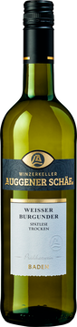Der Weiße Burgunder Spätlese trocken präsentiert sich zartgrün mit goldenen Reflexen im Glas. Im Duft schwingen Aromen von Quitte, Birne, reifem Apfel und ein wenig Ananas mit. Im Geschmack feinfruchtig, mit leicht nussigem Abgang, sowie einer angenehmen Note von Vanille, die von den Röstaromen des Barriquefasses herrührt. Dieser Wein wird ertragsreduziert durch eine Traubenteilung, die bereits im Weinberg erfolgt, um Premiumqualitäten zu erzielen. Ein vornehmer Wein mit elegantem Säurespiel.