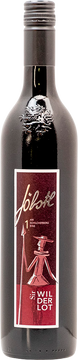 Rotweincuvée | Kräftiges Granat mit violette Reflexe. Tabakig, schwarze Johannisbeere, frische Zwetschken, Fruchtbetont. Am Gaumen rote Waldbeeren, präsente Tannine, animierende Sauerkirsche - mit guter Lagerfähigkeit.