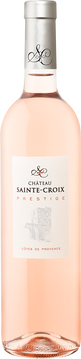 Der Rosé Prestige AOP Provence von Château Sainte Croix besticht durch sein zartes, blumiges Profil mit üppigen Noten von frischen Früchten und großer Finesse.
Elegant und harmonisch bietet er einen geschmeidigen und raffinierten Geschmack, getragen von einer herrlichen Frische. Als Goldmedaillengewinner beim Challenge Millésime Bio verkörpert er einen Rosé, der ganz dem Genuss gewidmet ist – raffiniert und zugleich zugänglich.