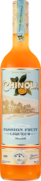 Der Chinola Passion Fruit Liqueur wird aus 100% frischen Passionsfrüchten hergestellt. In der Nase tropisches Aroma, mit einem Hauch von Zitrusfrüchten. Im Geschmack natürliche Aromen von süßlicher Passionsfrucht und tropischen Früchten. Wunderbarer Aperitif als Chinola Pornstar Spritz.