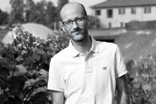 Alessandro Ceretto produziert Barolo in La Morra, Castiglione Falletto, Serralunga sowie Barbaresco in Barbaresco und Treiso.