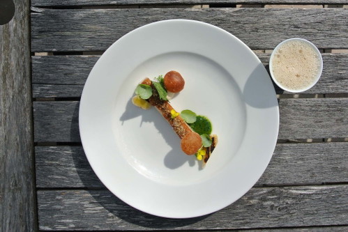 Irkas Oper, Teil 1: Milchferkel mit Kraut und Senf.