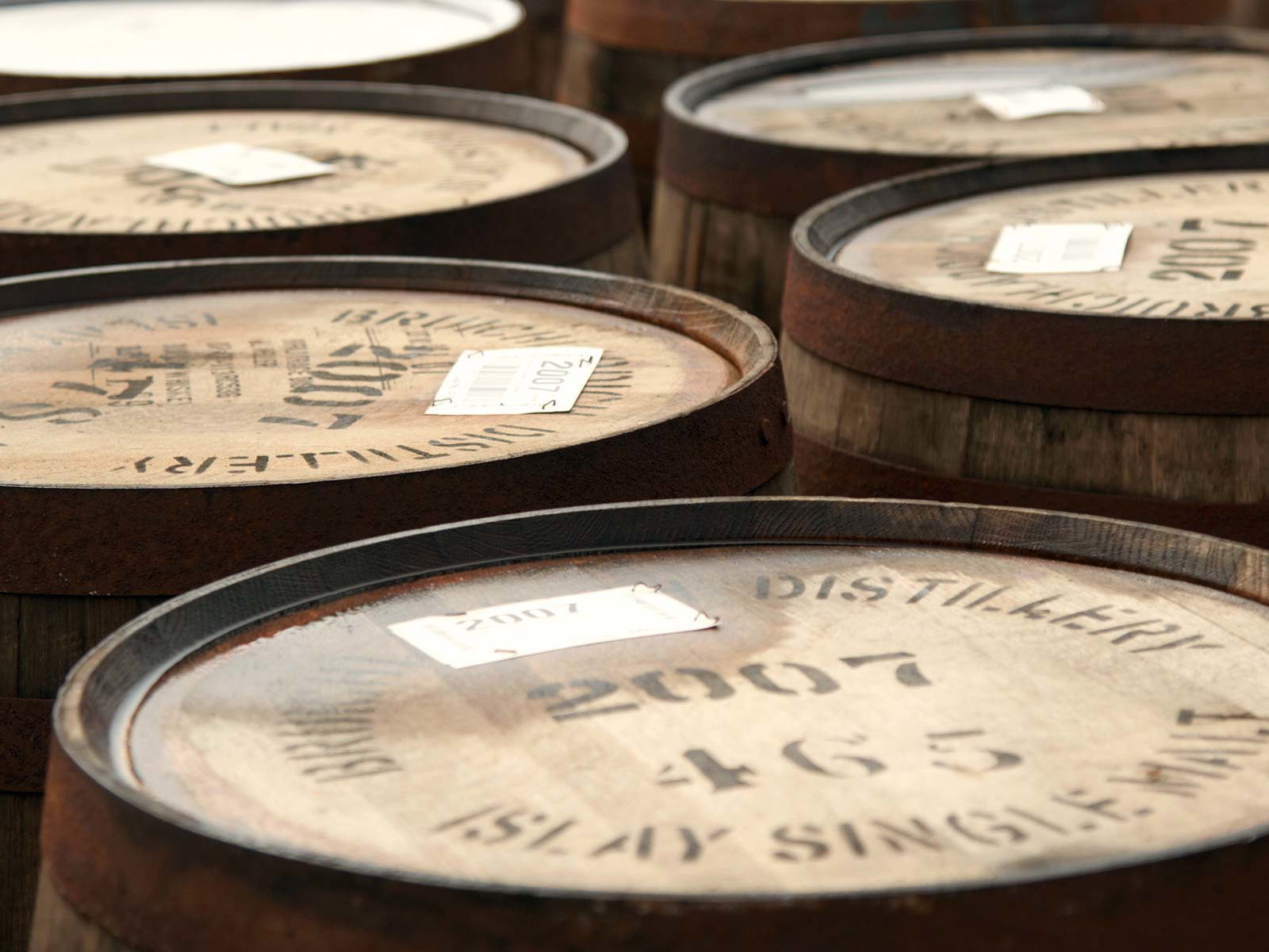 In den Fässern reift der Whisky