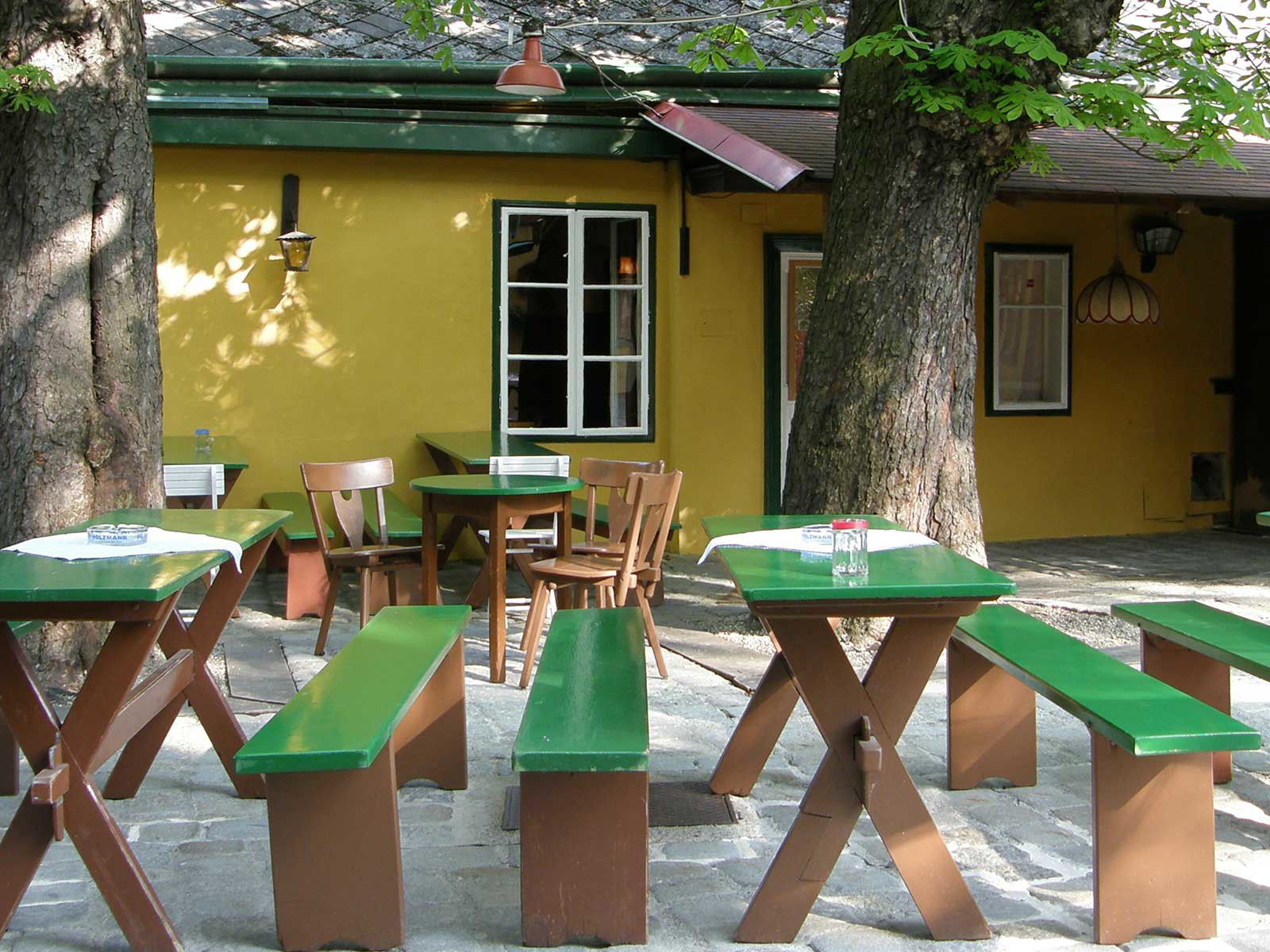 Typischer Heuriger in Wien