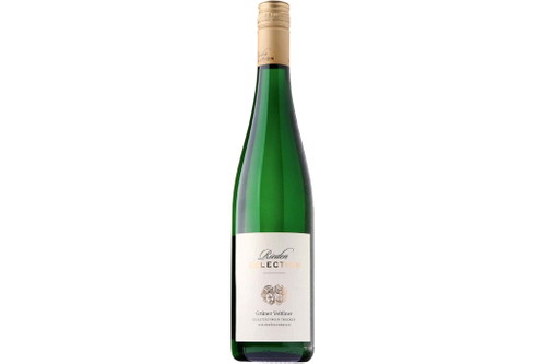 PLATZ 9 – 88 Punkte2013 Rieden SelectionGrüner Veltliner&nbsp;Niederösterreich, ÖsterreichMittleres Strohgelb; in der Nase verhalten, reifes Obst, Birnen, Äpfel; kräftiger Auftakt, eher schlank, markante, leicht grüne Säure, spürbare Kohlensäure, frischfruchtig; endet saftig und einen Hauch bitter. Recht vergnüglicher Weisser zum ­Zechen.www.aldi.ch&nbsp;CHF 5,99
