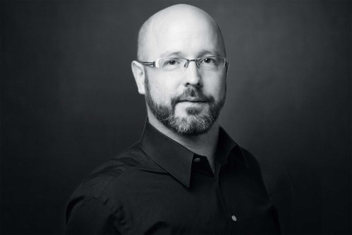 Sebastian Bordthäuser ist freiberuflicher Sommelier und Weinjournalist aus Köln.Persönliche Tipps96 PUNKTE2014 Oestrich Lenchen Riesling Beerenauslese, Peter Jakob Kühn, RheingauWeil Kühn nicht nur trocken sondern insbesonderes üß Jahr für Jahr mit grandioser Kollektion begeistert.93 PUNKTE2013 Walporzheim Kräuterberg Spätburgunder trocken, Weingut Paul Schumacher, Marienthal/AhrWeil es eine Ahr jenseits der großen Namen gibt: Finesse, Frucht und ein distinktiver Säurenerv sorgen für vibrierendes Pinot Noir-Vergnügen.90 PUNKTE2014 »Hargardun« Riesling trocken, Weingut Bibo &amp; Runge, RheingauDas ist Rheingau bar jeder Folklore: kernig, trocken, ein feiner Rachenputzer mit griffiger Struktur.