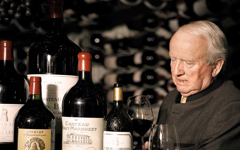 Adi Werner hat am Arlberg eine der wertvollsten Weinsammlungen Österreichs.